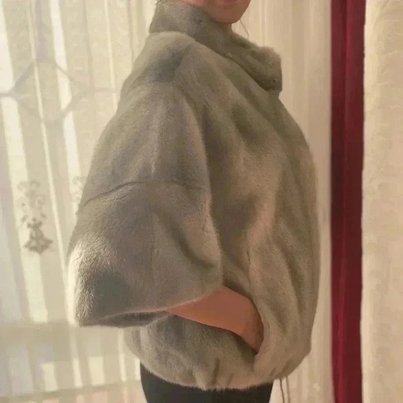 Luxury Real Mink Fur Short Jacket Silver/Gray No Dyes 3/4 Sleeves Size S/M - Picture 5 of 16